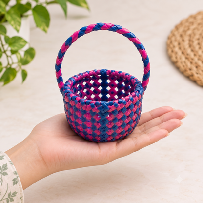Handwoven Mini Basket with Handle – Colorful Gift & Décor Basket (Set of 1)